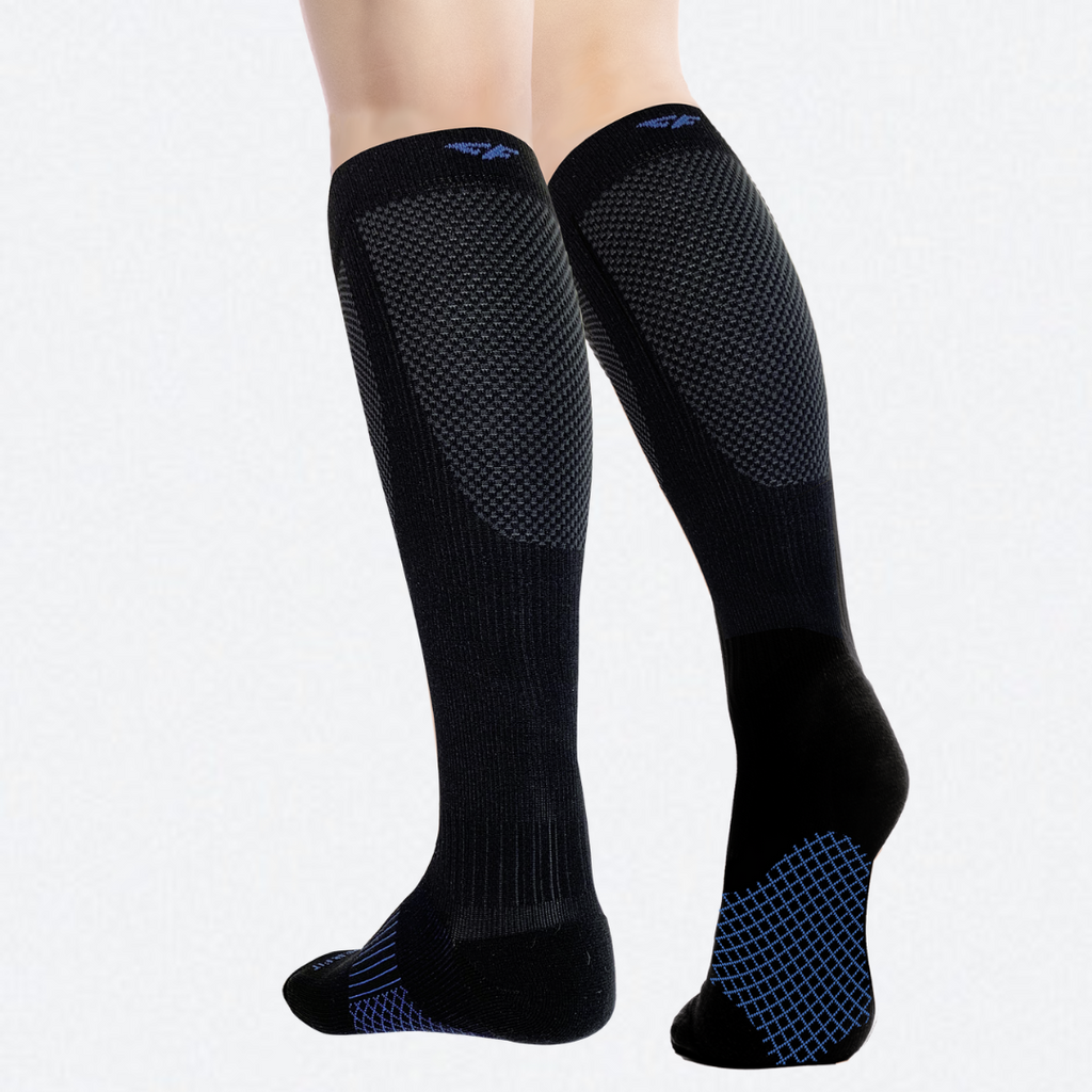 Copper Fit Ice Unisex Menthol Infused Compression Socks in Black, L/XL